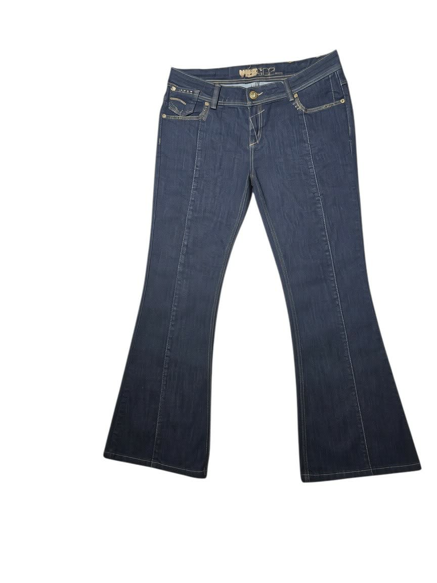 Jean Yes Yes